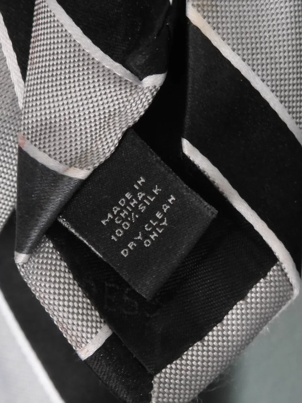 3/$15 Express Black and Gray Design Men's Business Tie